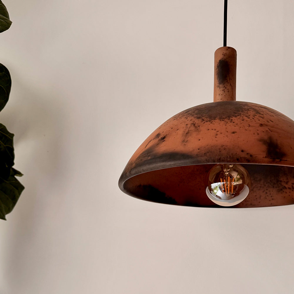 ACHIK - LÁMPARA COLGANTE DE BARRO QUEMADO