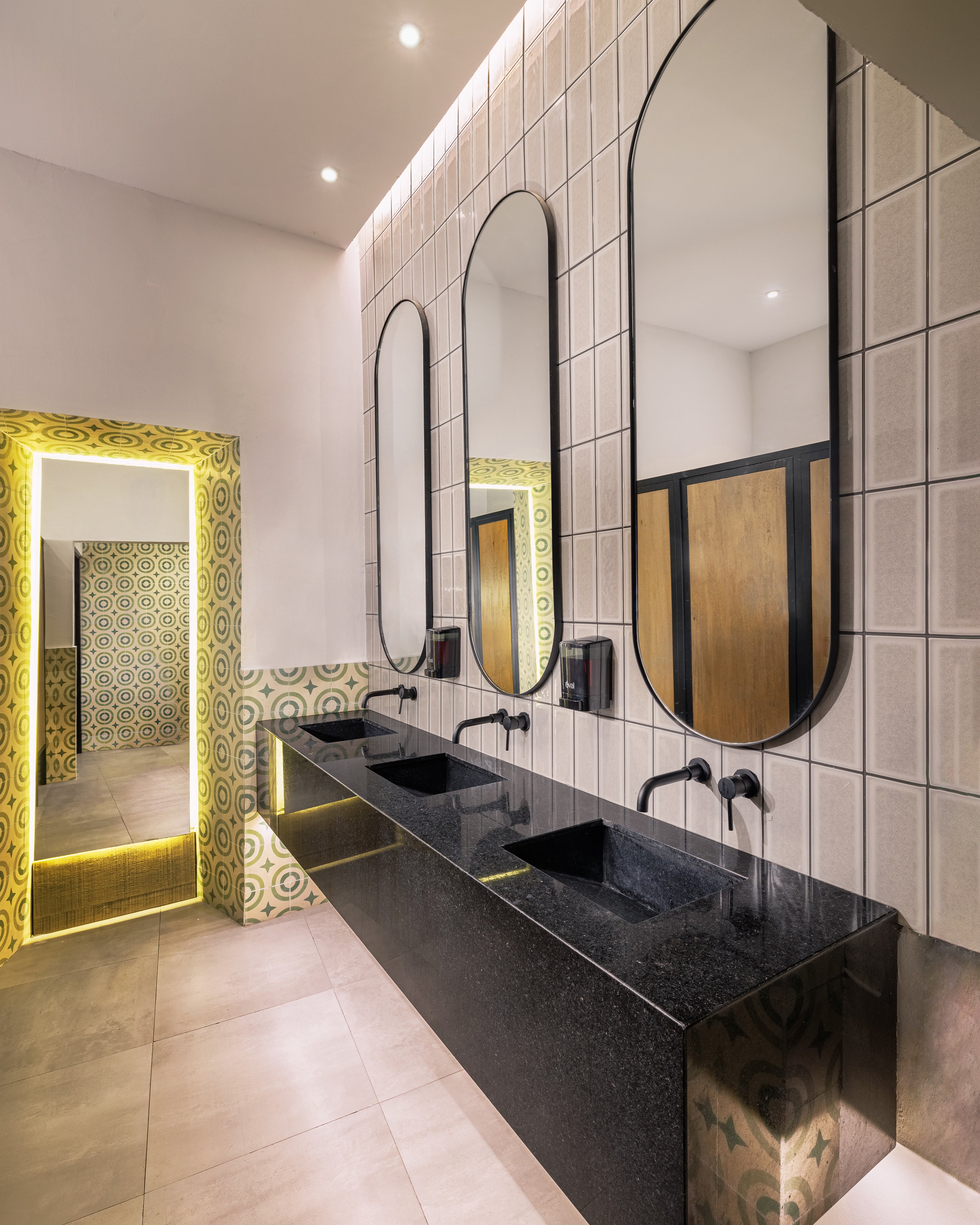 NORA - ESPEJO DECORATIVO