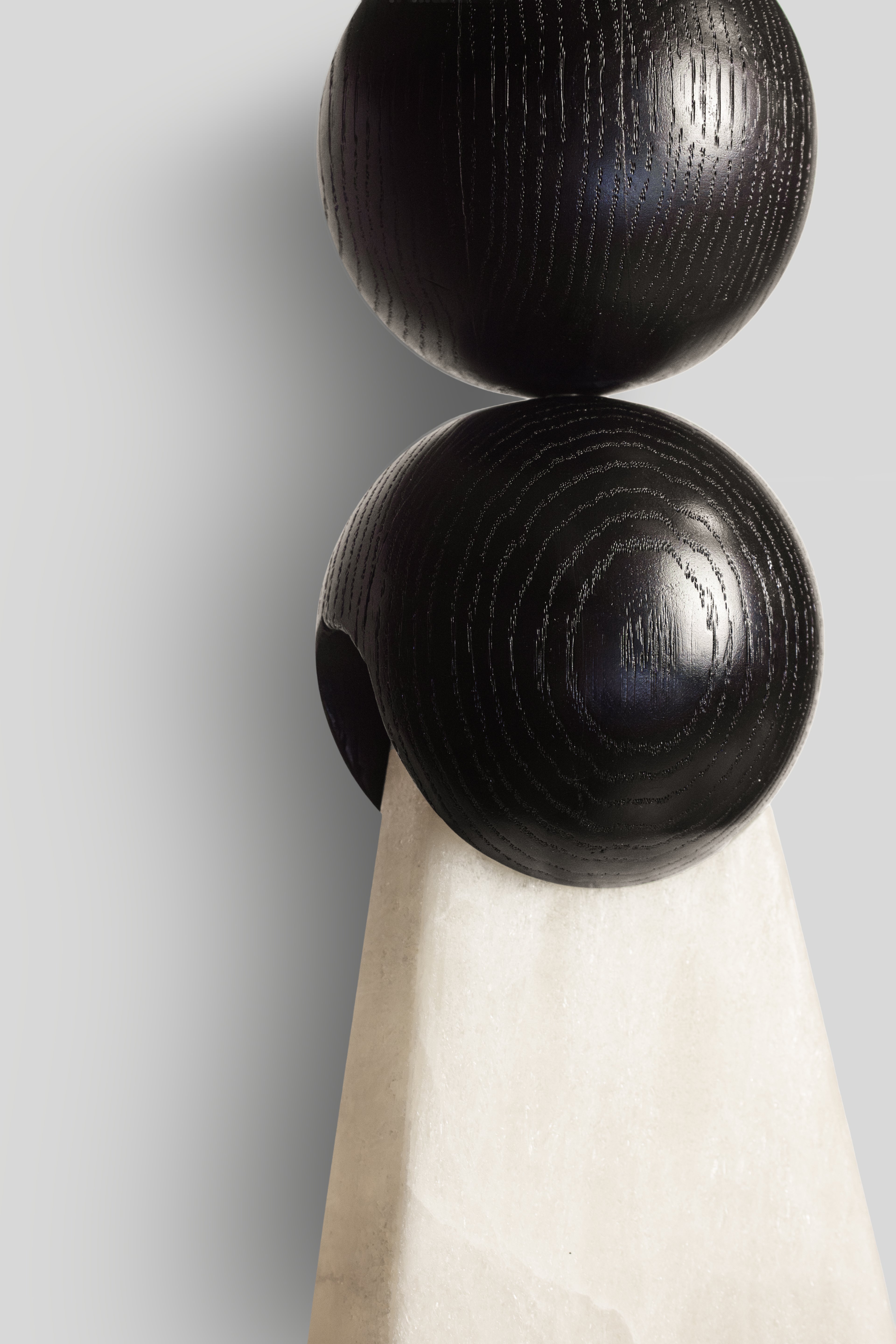 CÁTODO - LÁMPARA DE MESA DE ENCINO Y ÓNIX