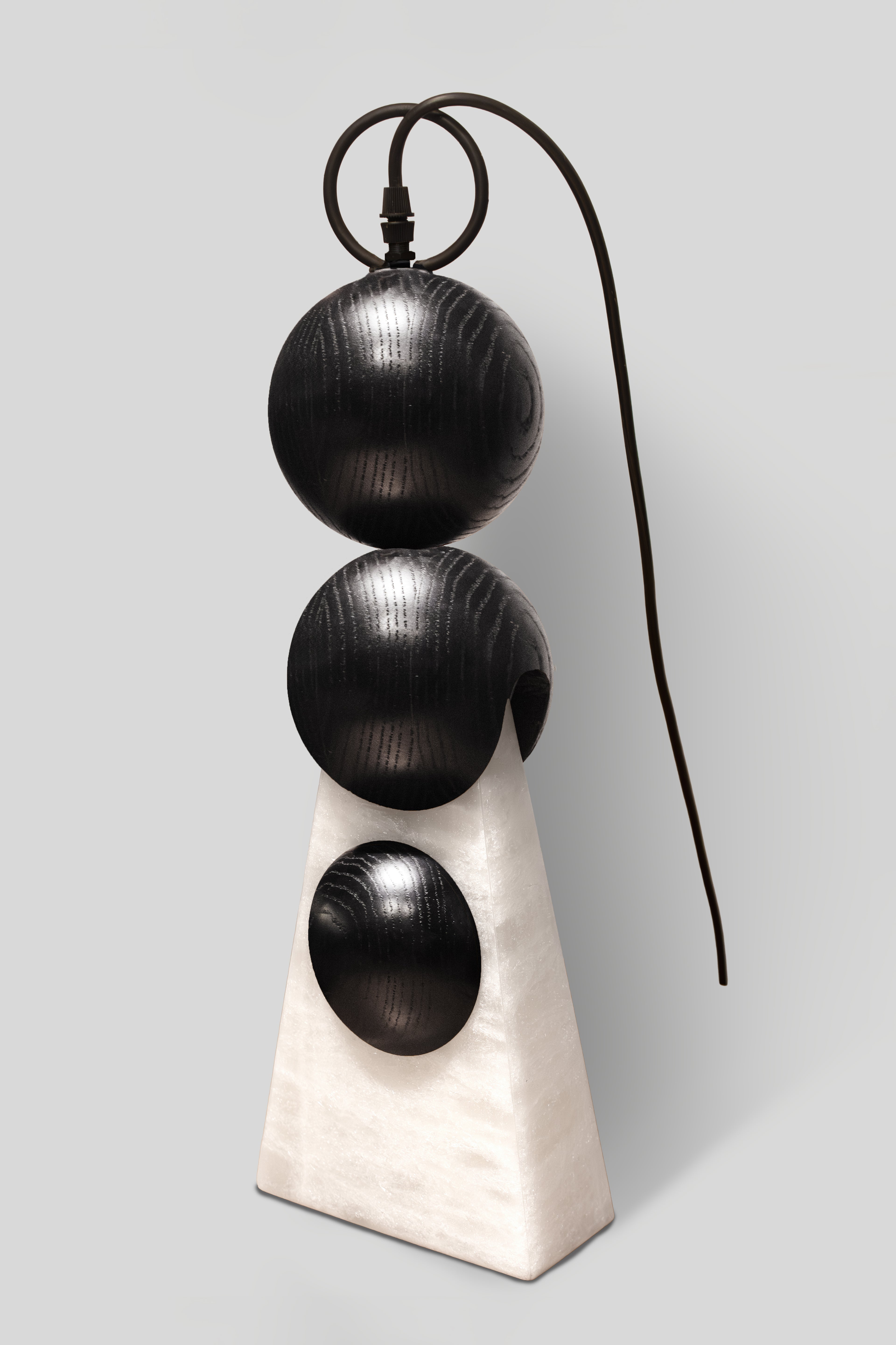 HALO - LÁMPARA DE MESA DE ENCINO Y ÓNIX