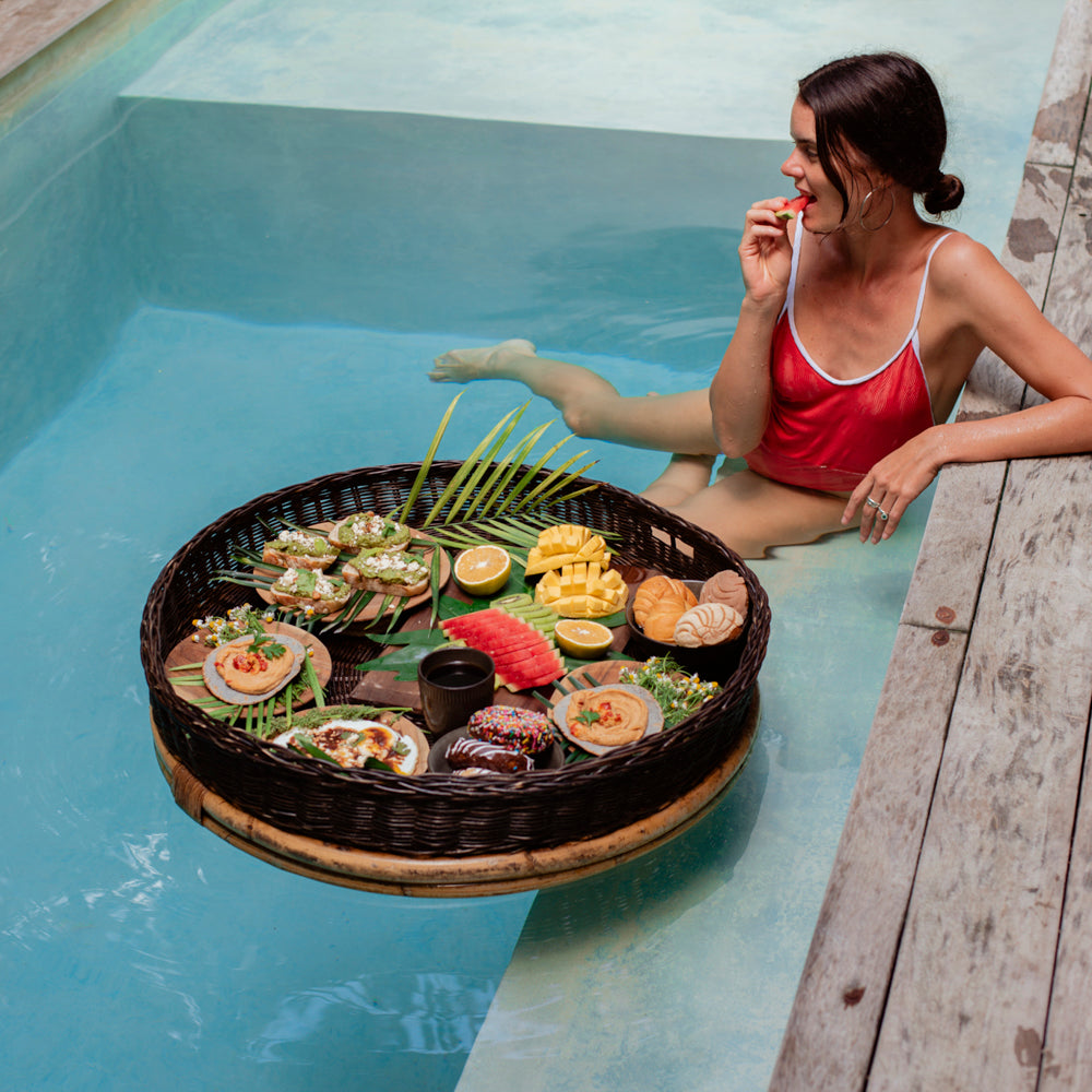 TULUM - BANDEJA FLOTANTE DE MIMBRE Y RATÁN