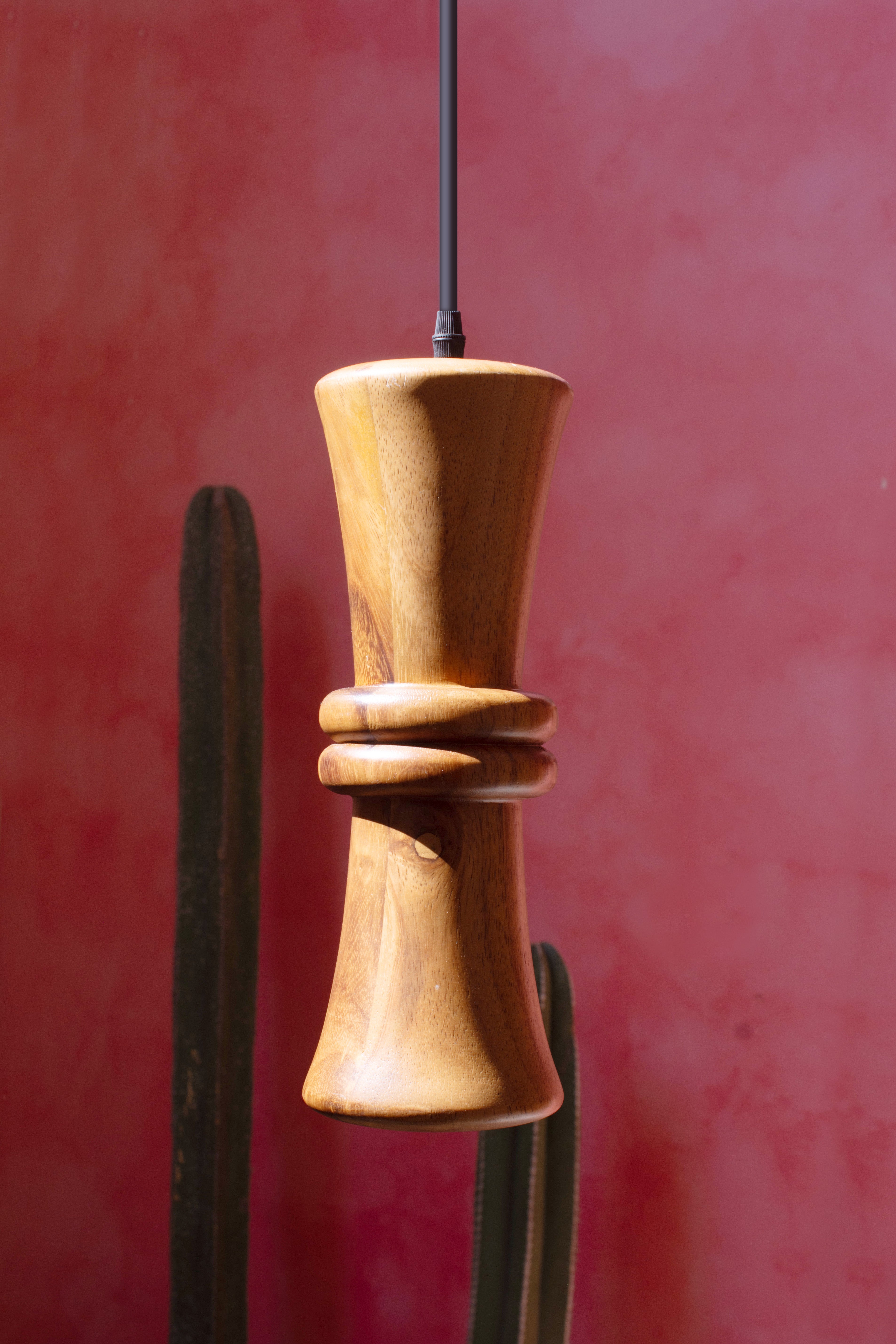 TOZI - LÁMPARA COLGANTE DE PAROTA NATURAL