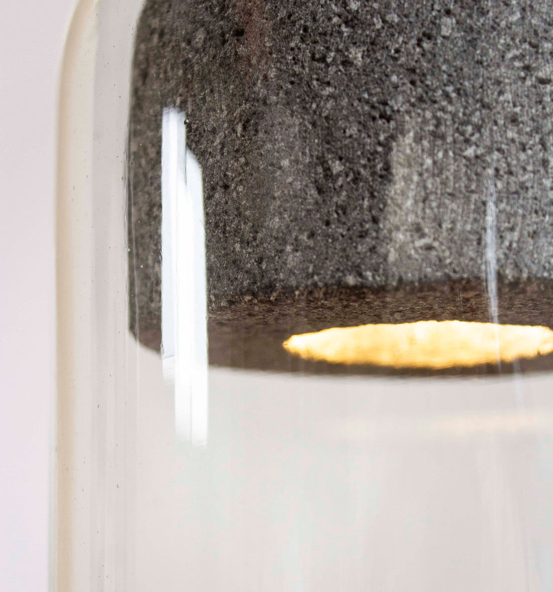 TOTIK - LÁMPARA COLGANTE DE BASALTO & VIDRIO SOPLADO