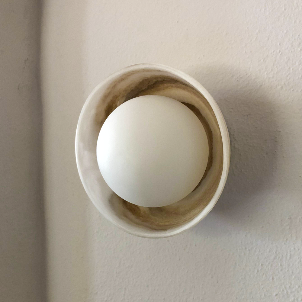 MIXTLI - LÁMPARA DE PARED DE RESINA