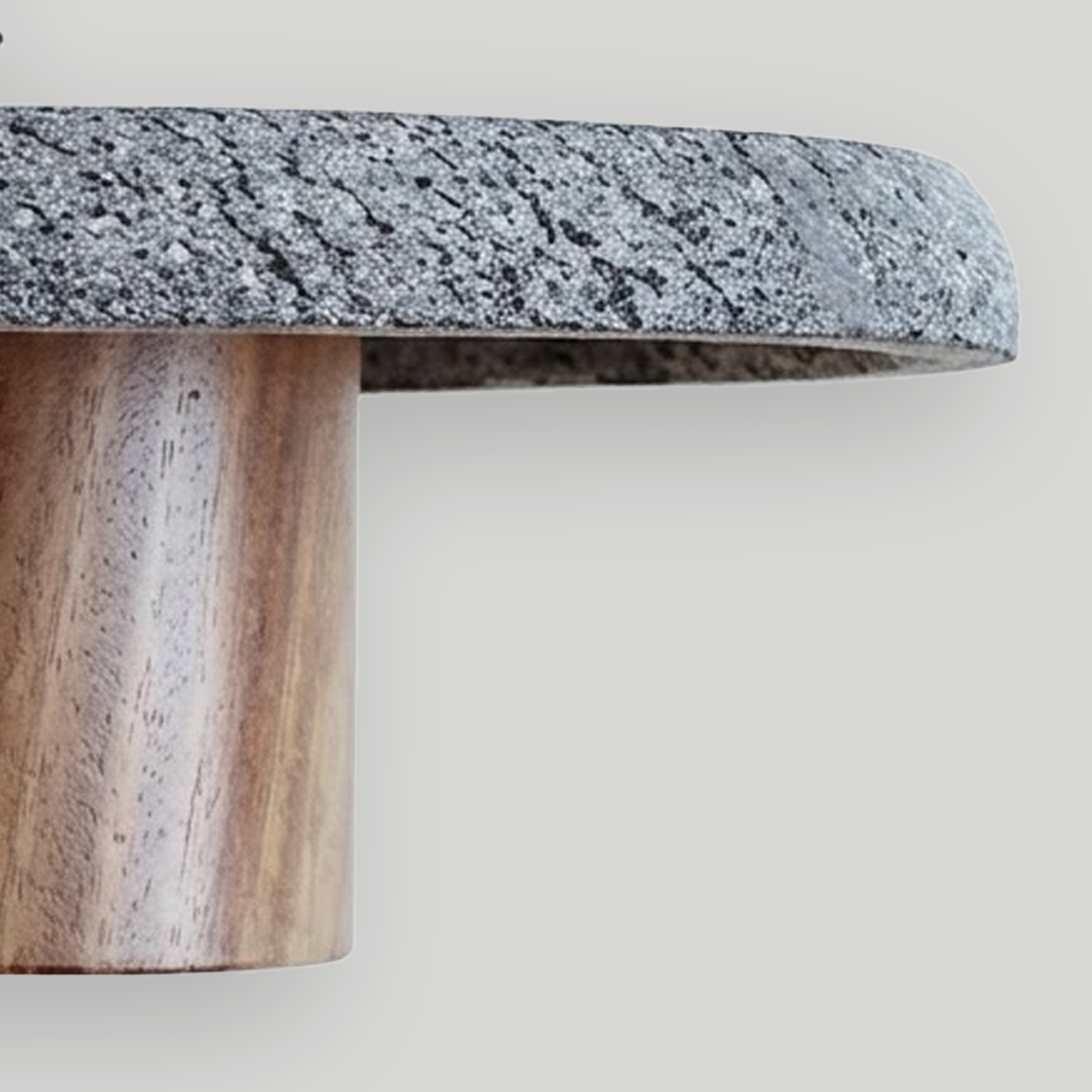 TACÁ - LÁMPARA COLGANTE DE BASALTO Y PAROTA