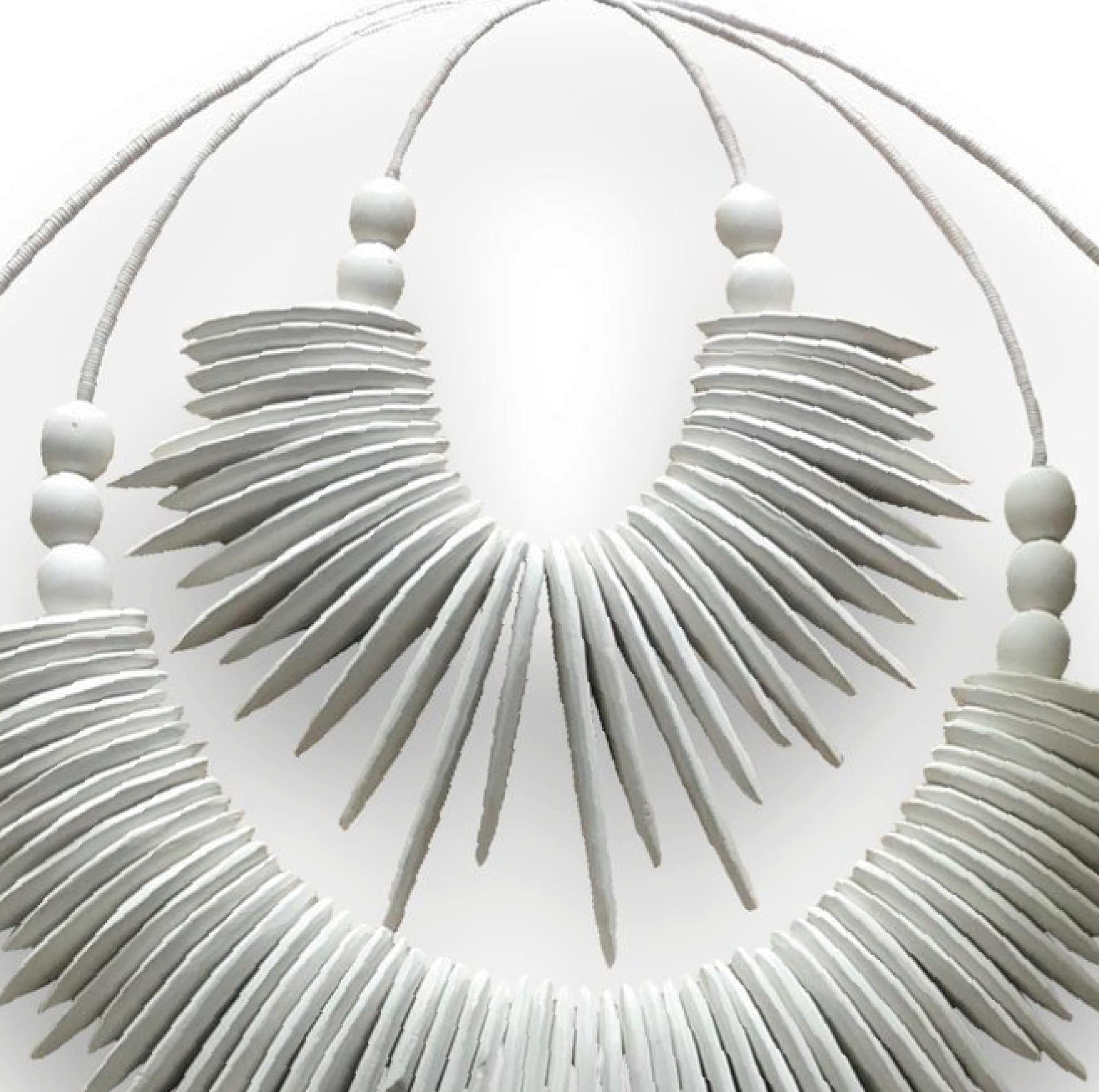 CHAK - COLLAR DECORATIVO DE PINO
