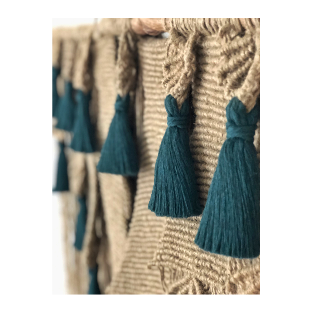 MEZQUITIC - TAPIZ DE MACRAMÉ DE YUTE Y ALGODÓN