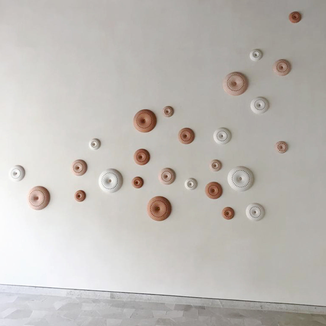 OMMI - DONA DECORATIVA DE CERÁMICA