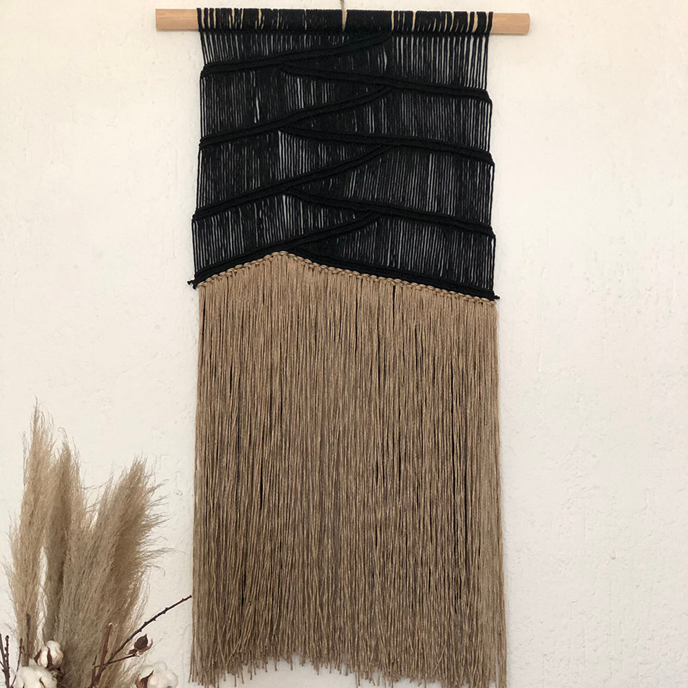 METZA II - TAPIZ DE MACRAMÉ CON YUTE Y ALGODÓN