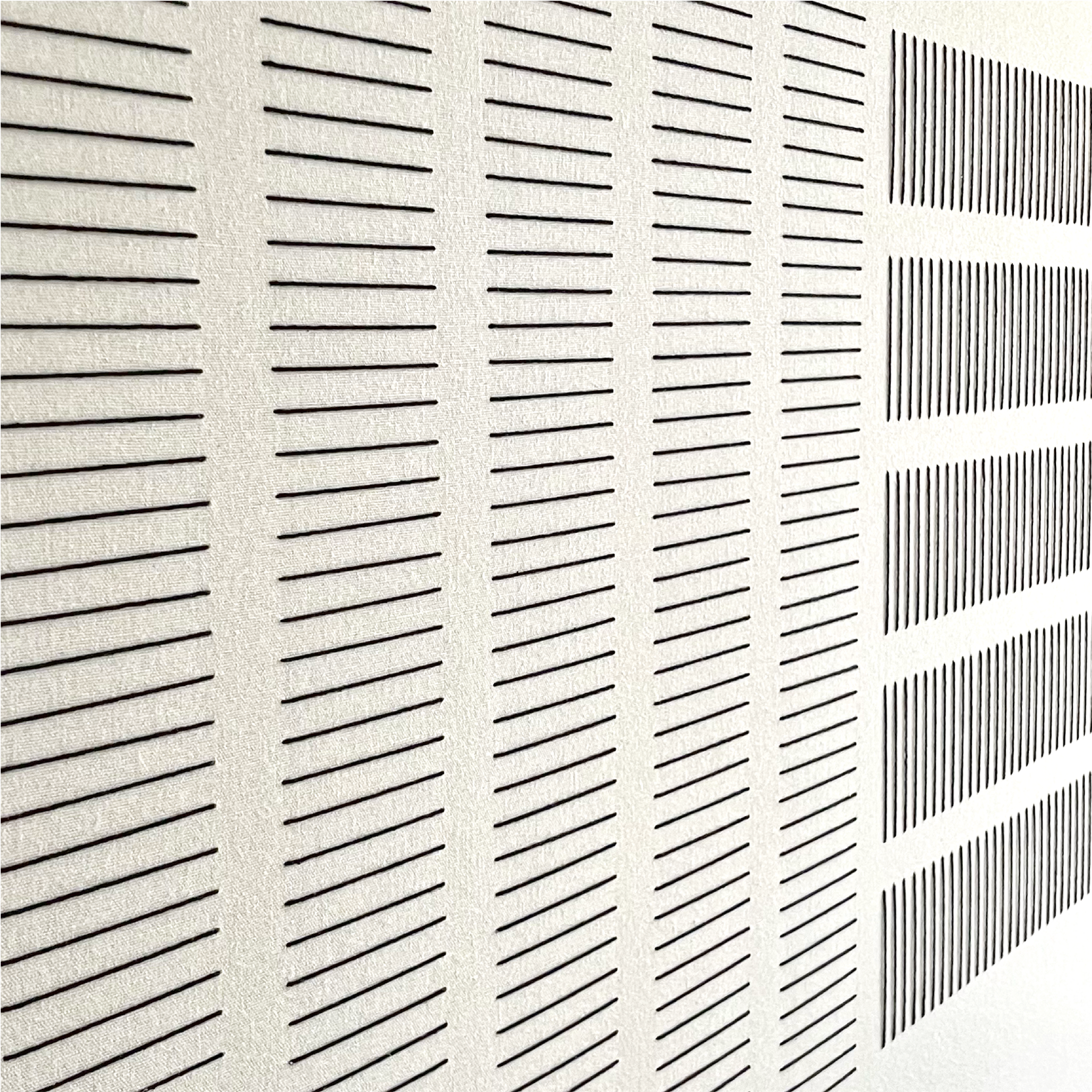 NUK - CUADRO TEXTIL CON HILO DE ALGODÓN
