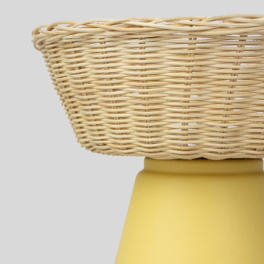 NAHUA - LÁMPARA DE MESA DE CERÁMICA Y MIMBRE