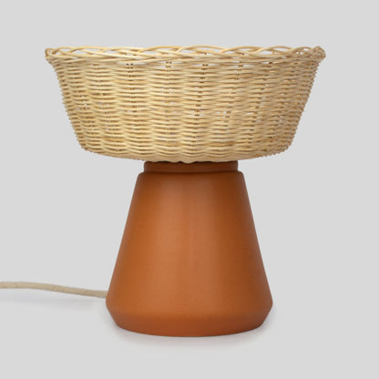 NAHUA - LÁMPARA DE MESA DE CERÁMICA Y MIMBRE