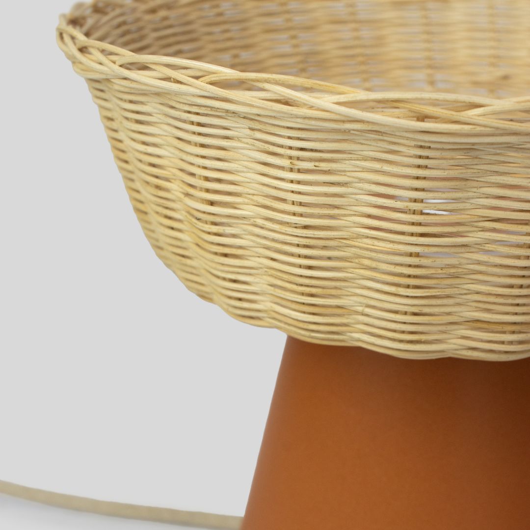 NAHUA - LÁMPARA DE MESA DE CERÁMICA Y MIMBRE