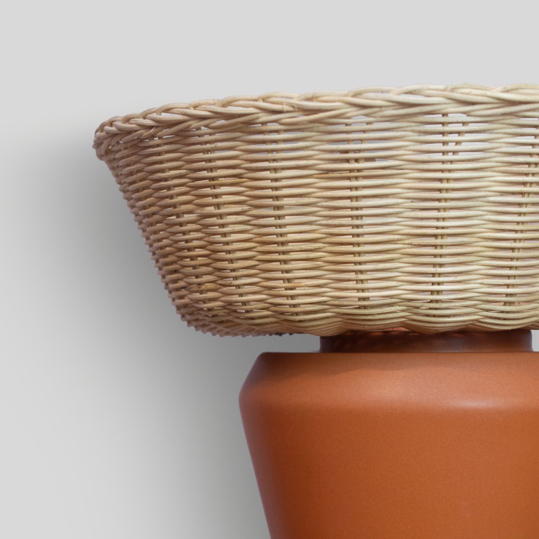 ESPIGA - LÁMPARA DE PIE DE CERÁMICA Y MIMBRE