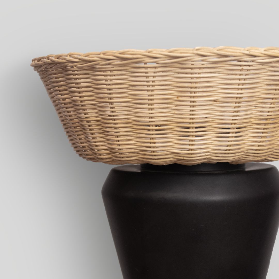 ESPIGA - LÁMPARA DE PIE DE CERÁMICA Y MIMBRE