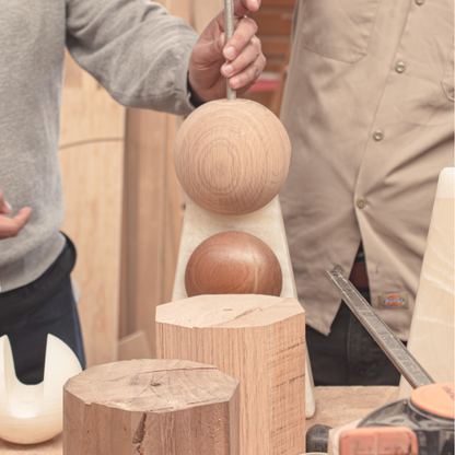 CÁTODO - LÁMPARA DE MESA DE PAROTA Y ÓNIX