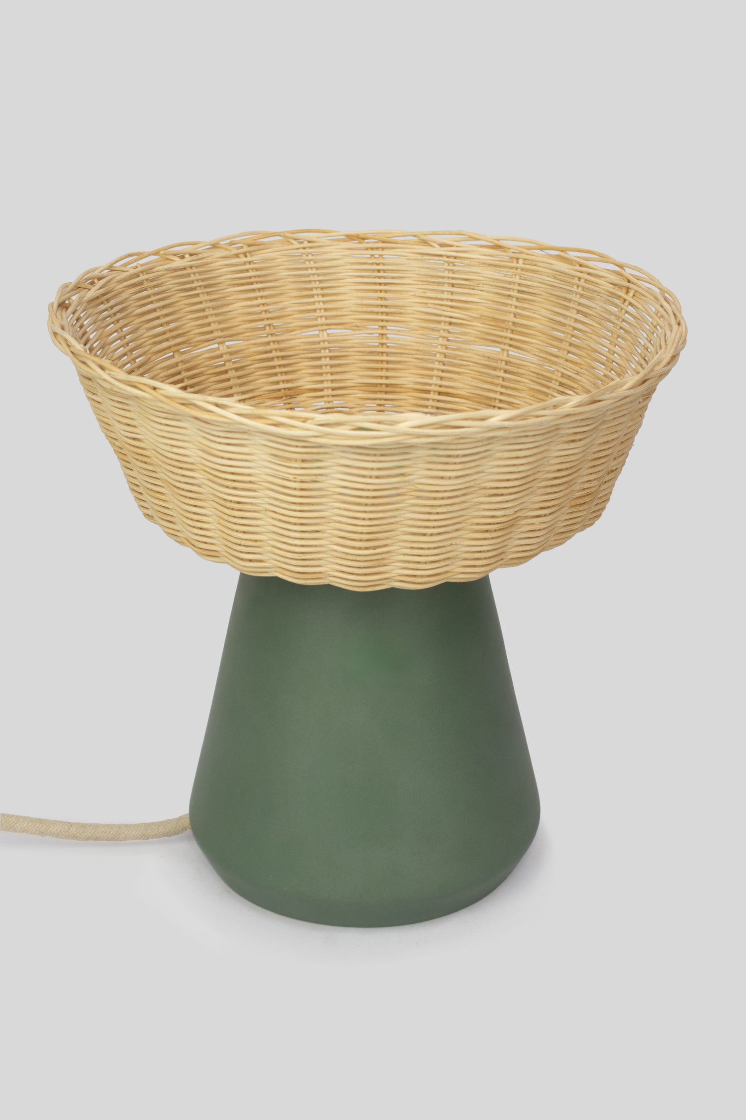 NAHUA - LÁMPARA DE MESA DE CERÁMICA Y MIMBRE