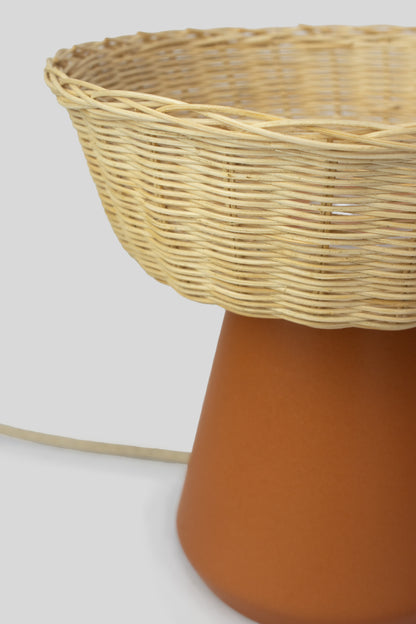 NAHUA - LÁMPARA DE MESA DE CERÁMICA Y MIMBRE