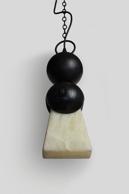 CÁTODO - LÁMPARA COLGANTE DE ENCINO Y ÓNIX