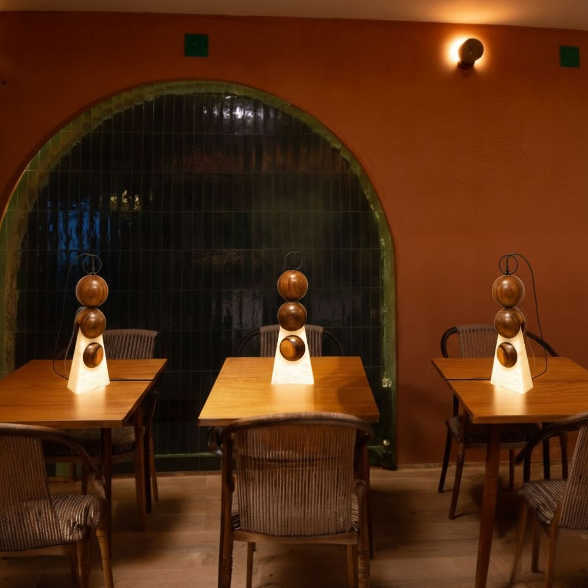 HALO - LÁMPARA DE MESA DE PAROTA Y ÓNIX