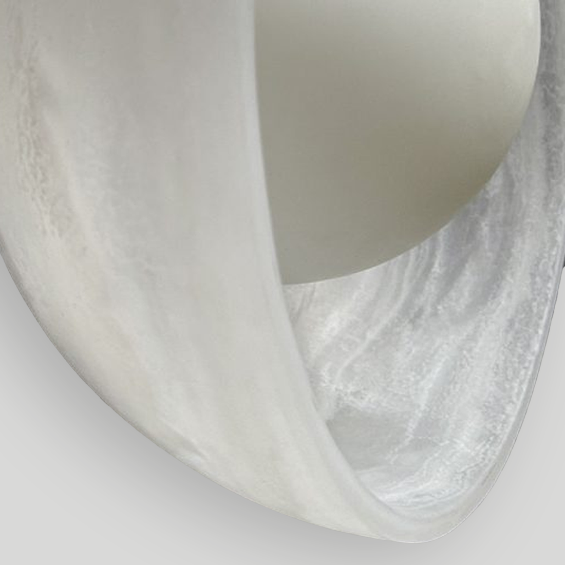 KACHI - LÁMPARA DE PARED DE RESINA