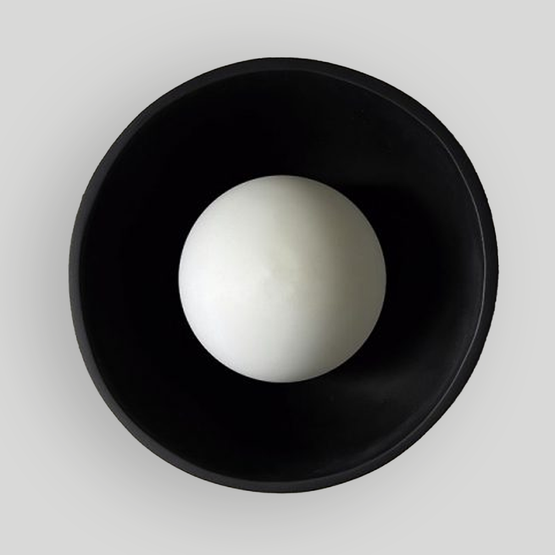 KACHI - LÁMPARA DE PARED DE RESINA