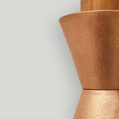 LUUMA - LÁMPARA COLGANTE DE COBRE Y PAROTA