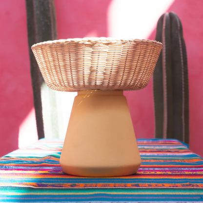 NAHUA - LÁMPARA DE MESA DE CERÁMICA Y MIMBRE