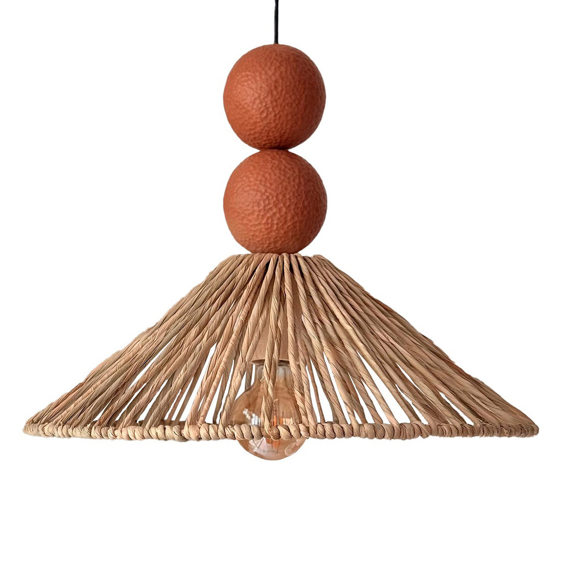 NAHUI - LÁMPARA COLGANTE DE CHUSPATA Y BARRO MARTELINADO